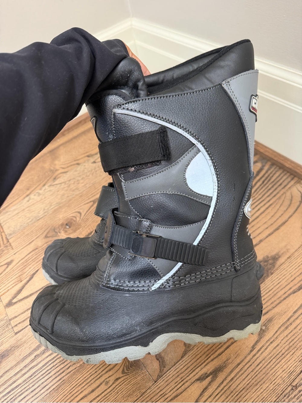 Castle X Mens Leather Snowmobile Boots 
Size 6